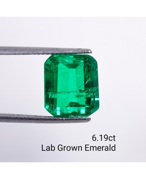 LAB GROWN EMERALD 6.19CTS OCTA MIXED