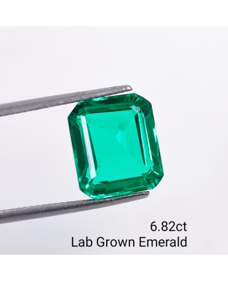 LAB GROWN EMERALD 6.82CTS OCTA MIXED